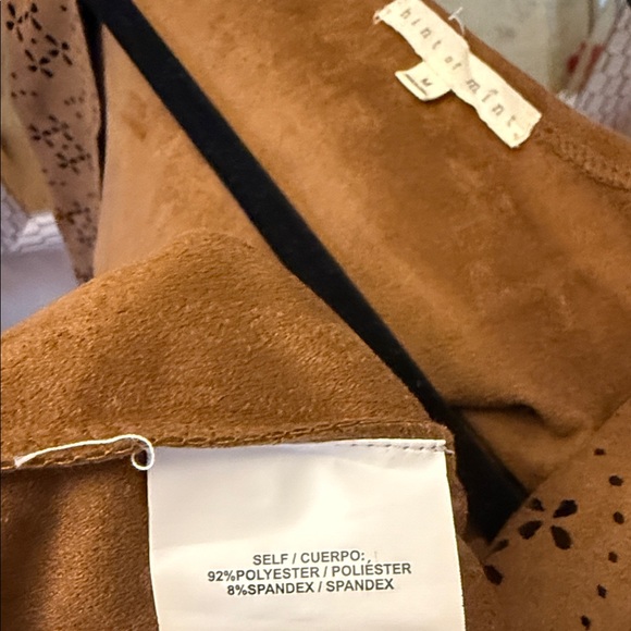 Brown Fringe top with Laser Cut Design - Picture 4 of 4